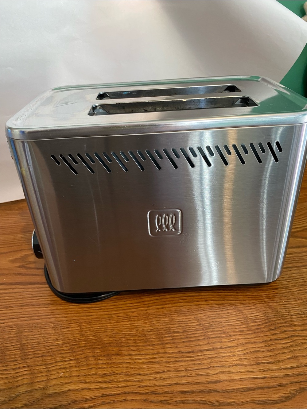Stainless Steel 2-Slice Toaster - Brushed Silver Finish